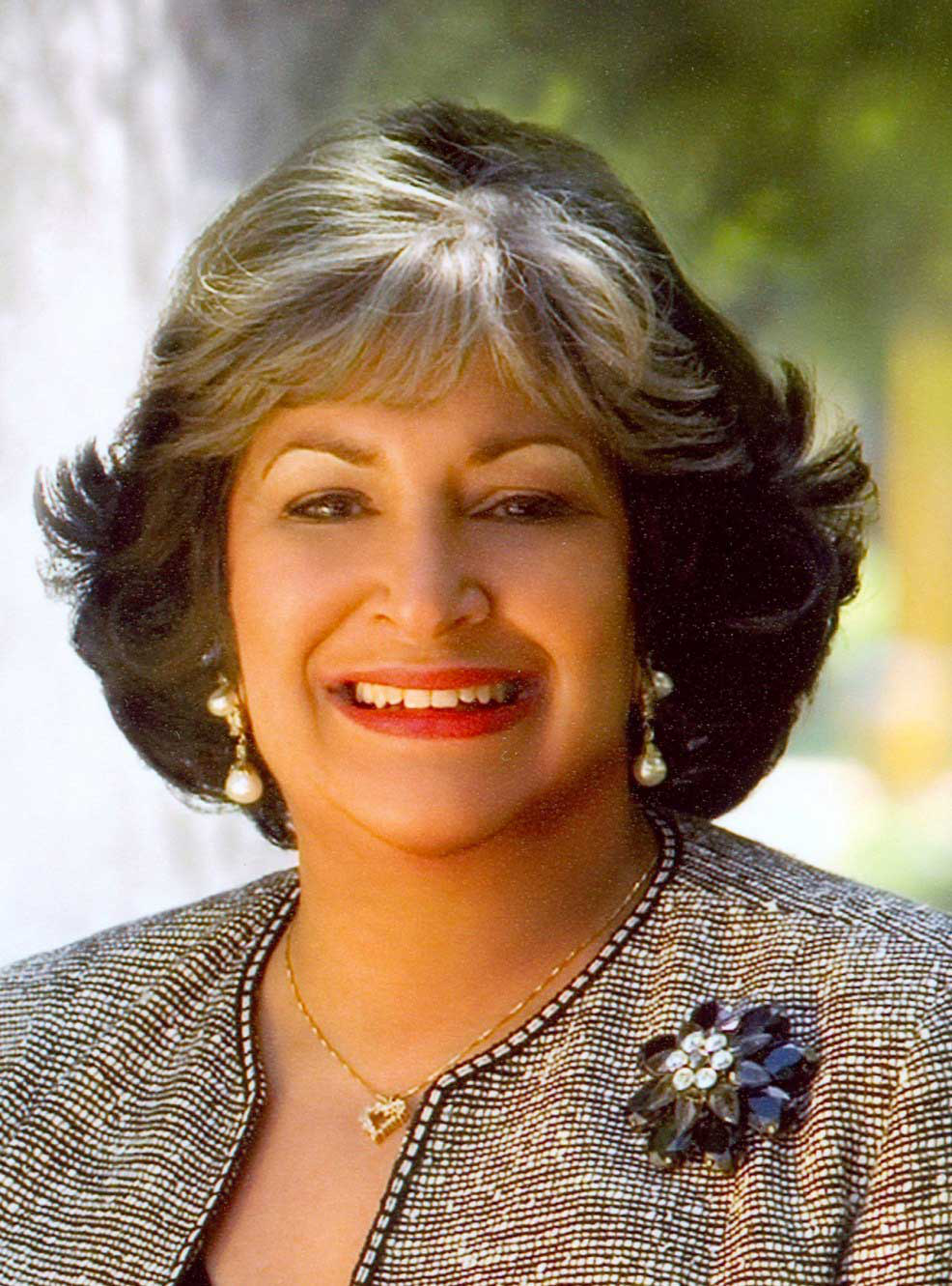 Dr. Carolyn W. Myers