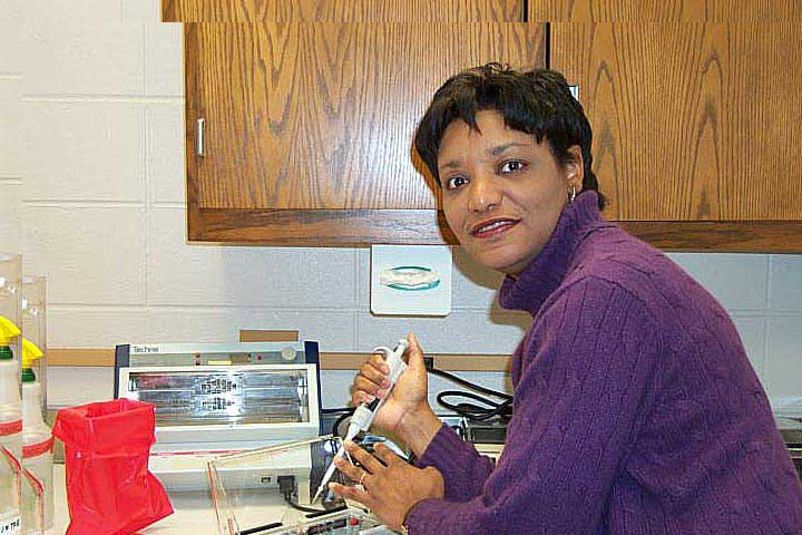 Dr. Maria Ragland Davis