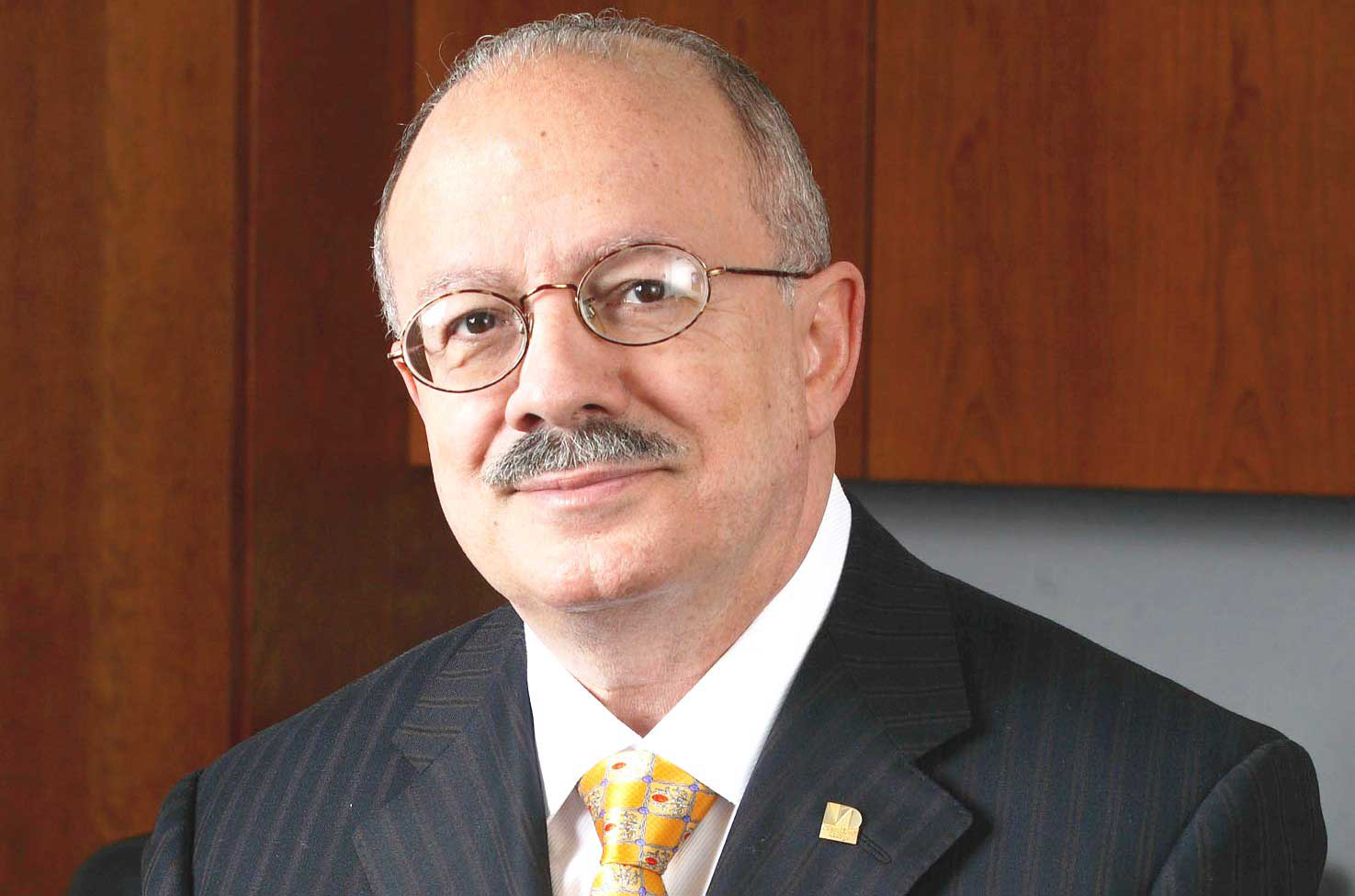 Eduardo J. Padron