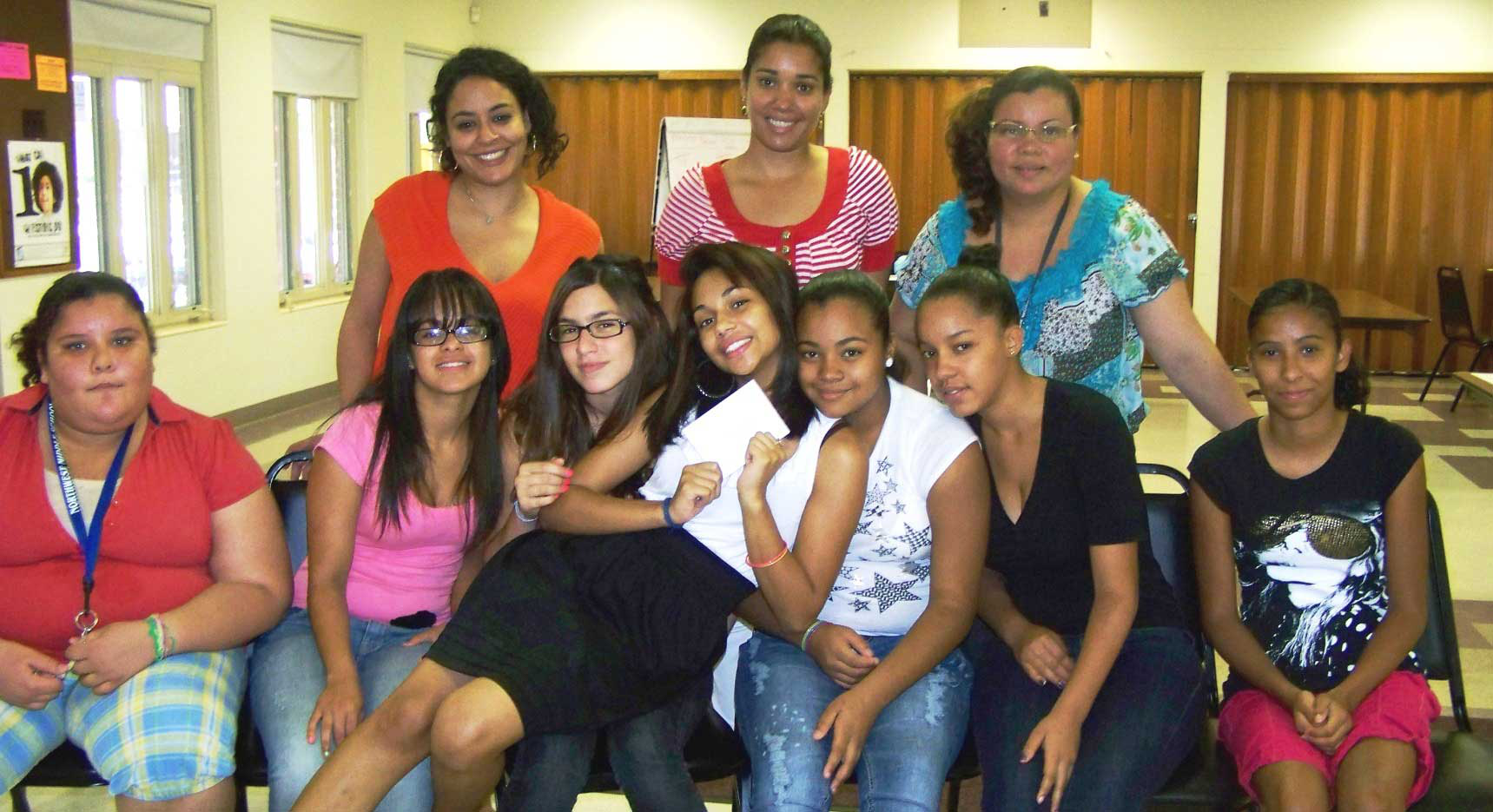 Chicas in Charge group