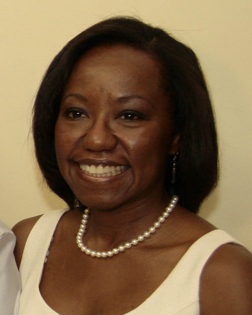 Dr. V&acirc;nia Penha-Lopes