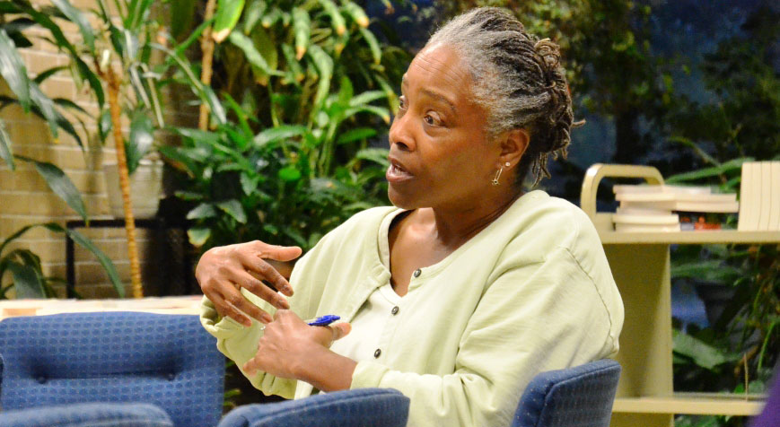 Dr. S&rsquo;thembile West