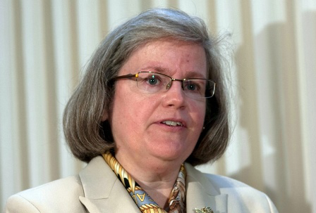 080213_Holly_Petraeus