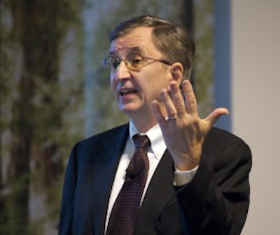 Carnegie Foundation President Anthony S. Bryk said that the center’s faculty and research staff has extensive experience working with national higher education data.