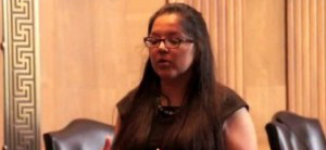 092515_Ahniwake_Rose-300&times;224