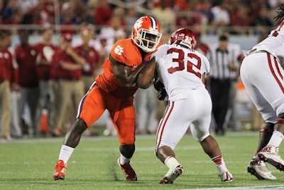 Oklahoma vs. Clemson-2014 Russell Athletic Bowl (AP photo)