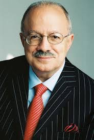 Dr. Eduardo Padrón