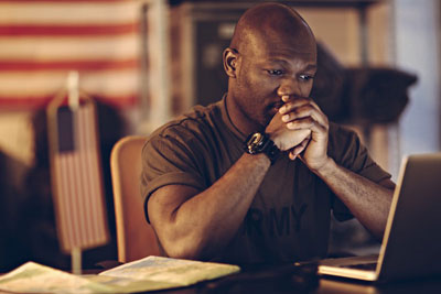 computer-guywith-diverse-military-5-8-17