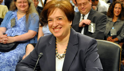 Elena_Kagan_with-diverse-military-9-1-17