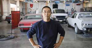 104698625-auto_body_shop.1910&times;1000