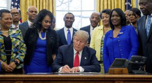 081417_White_House-300&times;200