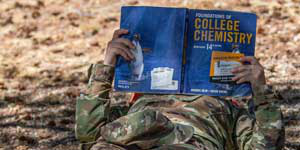 4109270-840&times;420