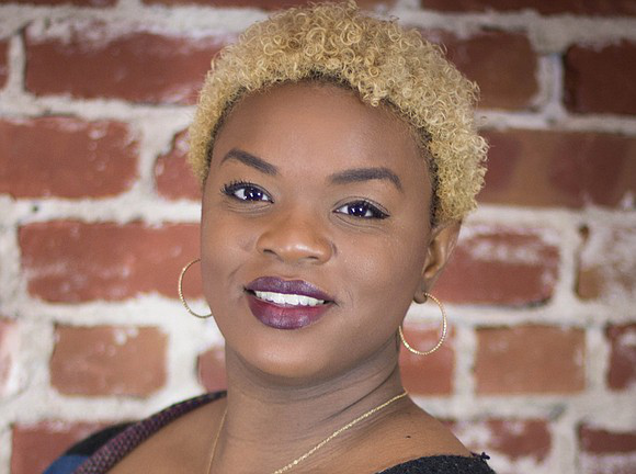 Jasmine_Leeward_t580