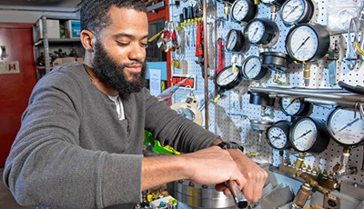 Crosby: Fermilab program aims to help veterans find work in tech fields while offsetting wave of retirements