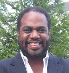 Richardson_Headshot feat