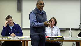 deloatch-1544549645-3705