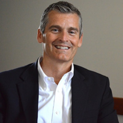 Dr. Glenn Cummings