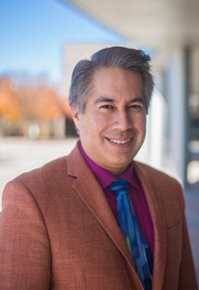 Dr. Lorenzo Candelaria