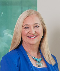 Dean Cindy Munro &ndash; UM