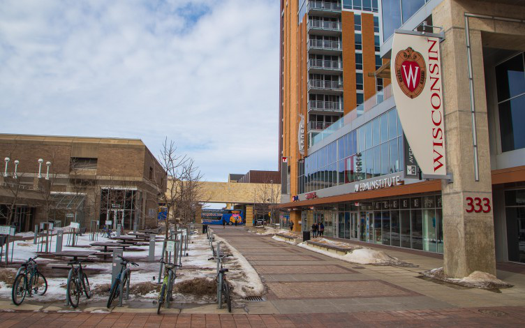 east-campus-mall-1-752&times;470