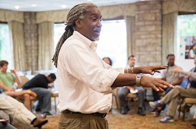 Dr. Timothy K. Eatman speaking to Honors students.