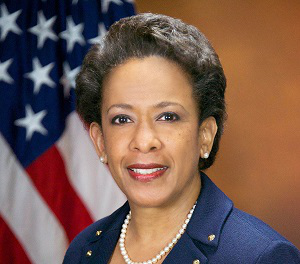 2019.04-SpringCommencementWeek-Lynchheadshot