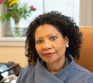 Dean-Glenda-Prime-e1554749106259-768&times;800