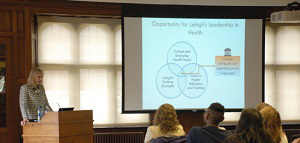 web190403_WITT-TALK_PORT_028-702&times;336