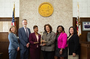Left to right: Hon. Tara Desautels (asst. presiding judge), Chad Finke (court executive officer), Kasha Clarke (chapter president, SEIU Local 1021), Merritt College President Marie-Elaine Burns, Linnea Willis (program director, Paralegal Studies), Marie Amboy (director, Strong Workforce, PCCD)