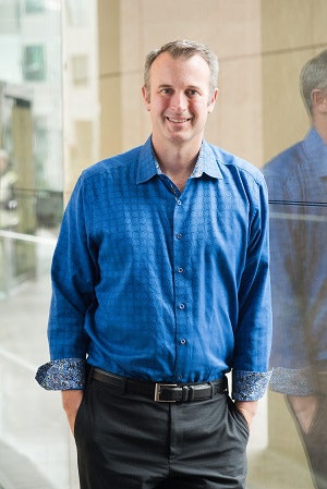 Dr. Bradley Younggren