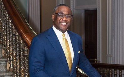 Jonathan Holdfield_12