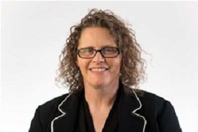 Dr. Lisa Bunders