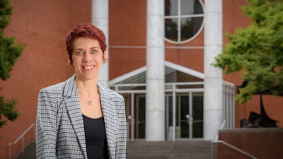 Campus Leaders 104104 E5