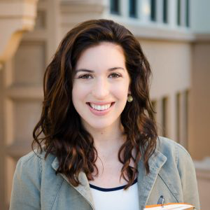 Dr. Lindsay Till Hoyt