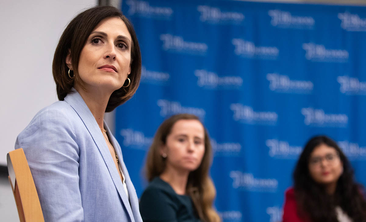 Dr. Victoria De Francesco Soto