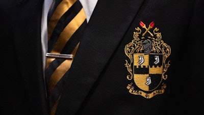 Alpha Phi Alpha crest