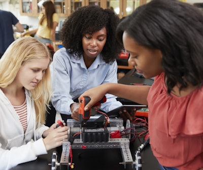 Minorities+in+stem+2