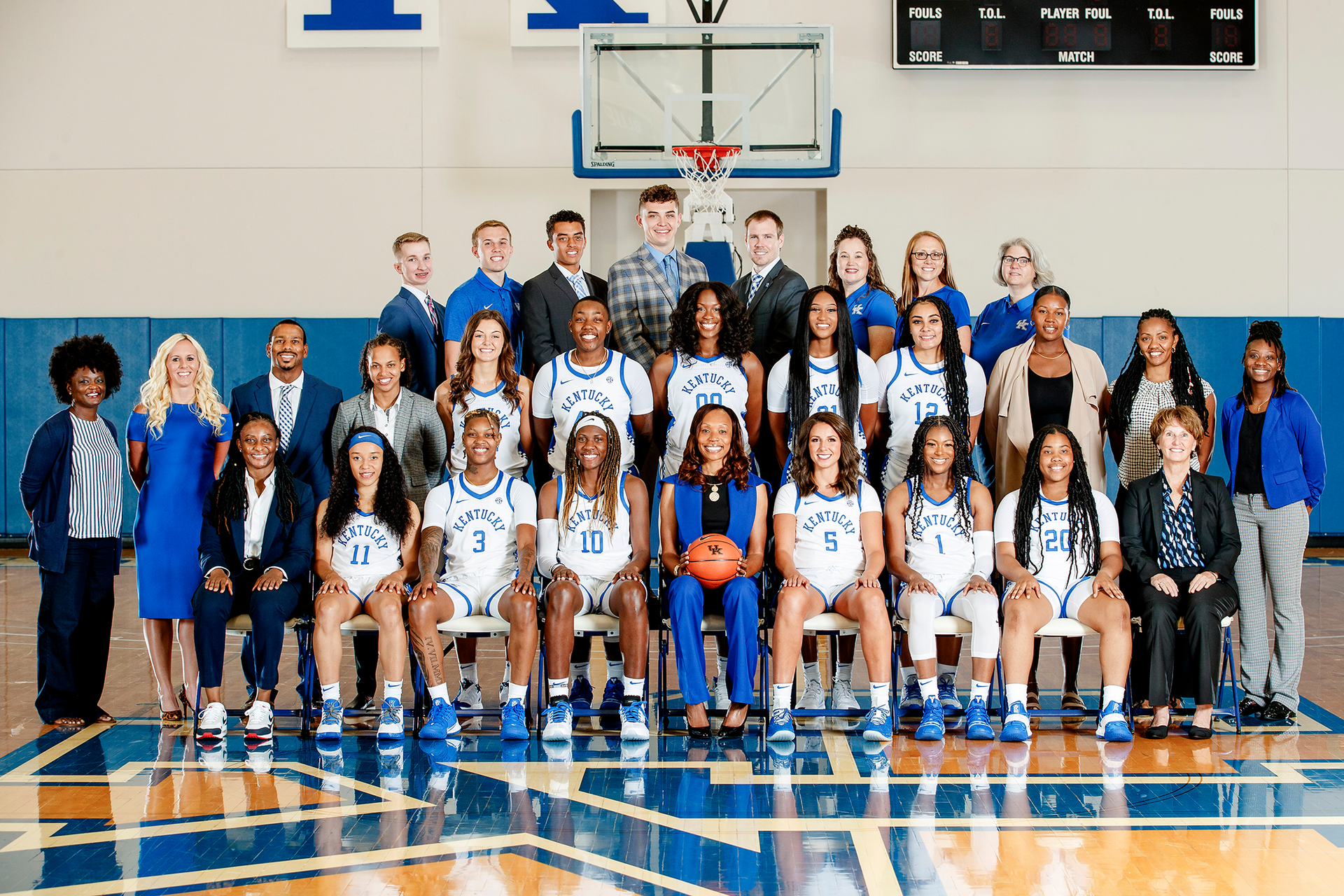 2021 22 Team And Staff[82766]