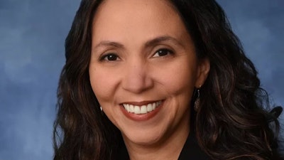 Leana E. Amáez