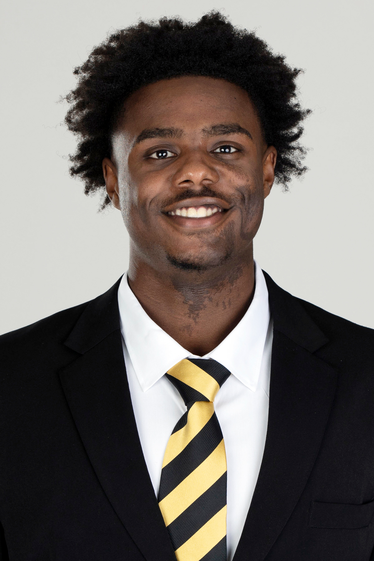 Kobe Brown Lois Elfman