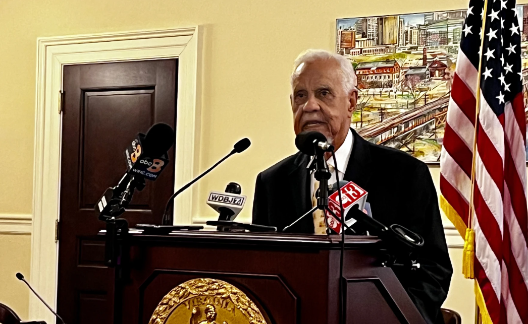 Former Gov. Doug Wilder