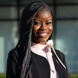 Favour Nerrise Headshot S