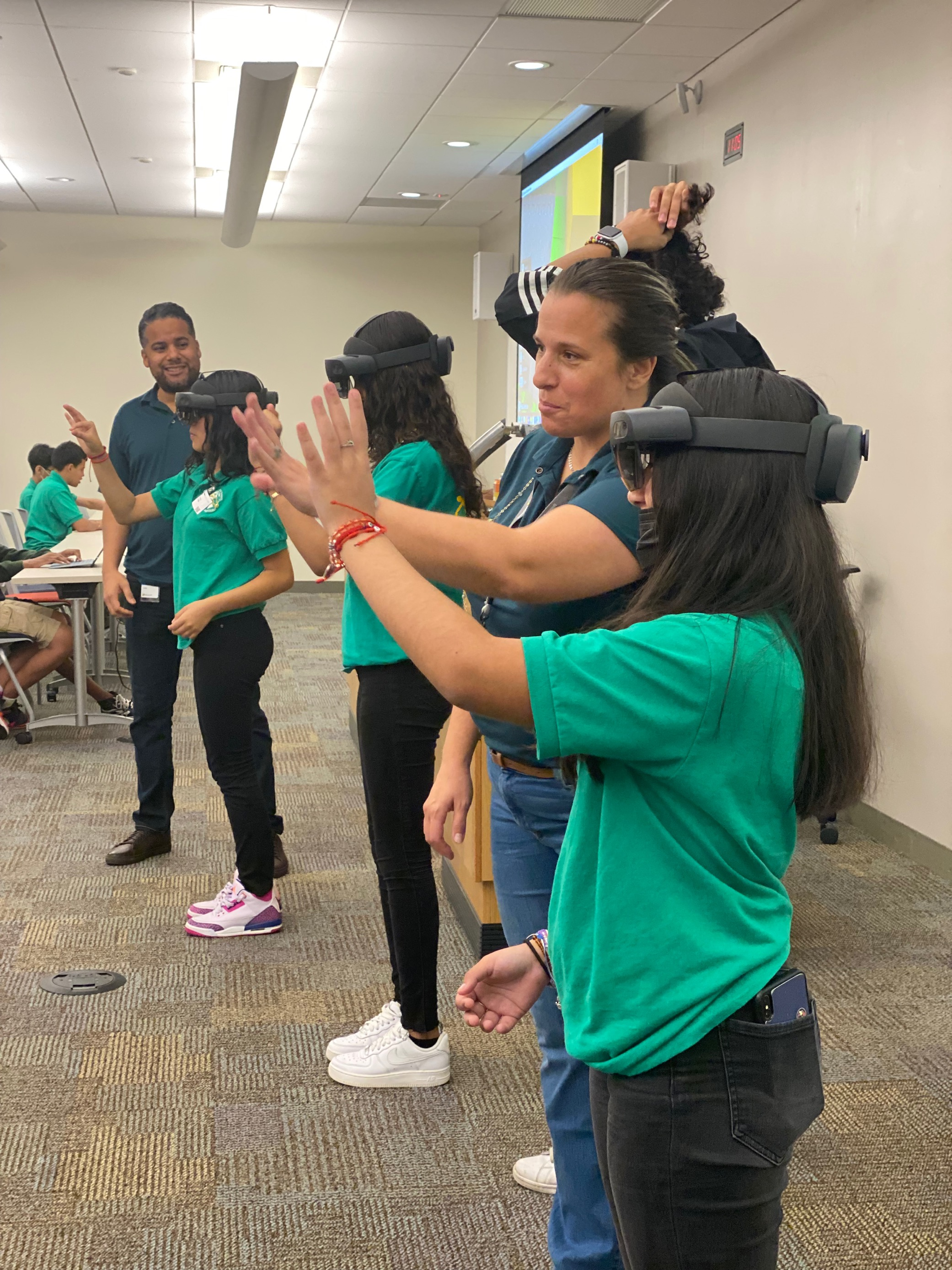 Students and role models participate in HISPA Imagine Day at AT&T and Microsoft.