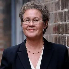 Dr. Linda Darling- Hammond