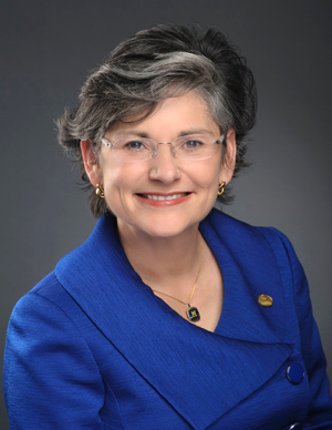 Dr. Waded Cruzado