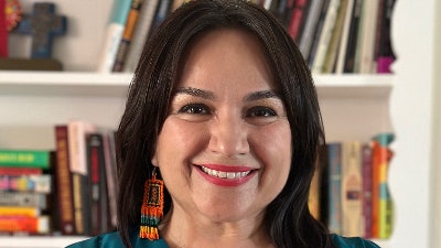 Dr. Jennifer Nájera