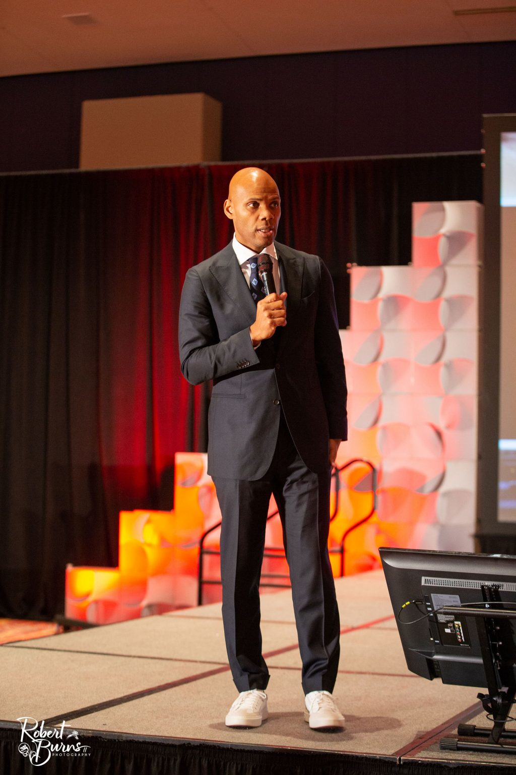 Iic Conference Photos 24 1024x1536