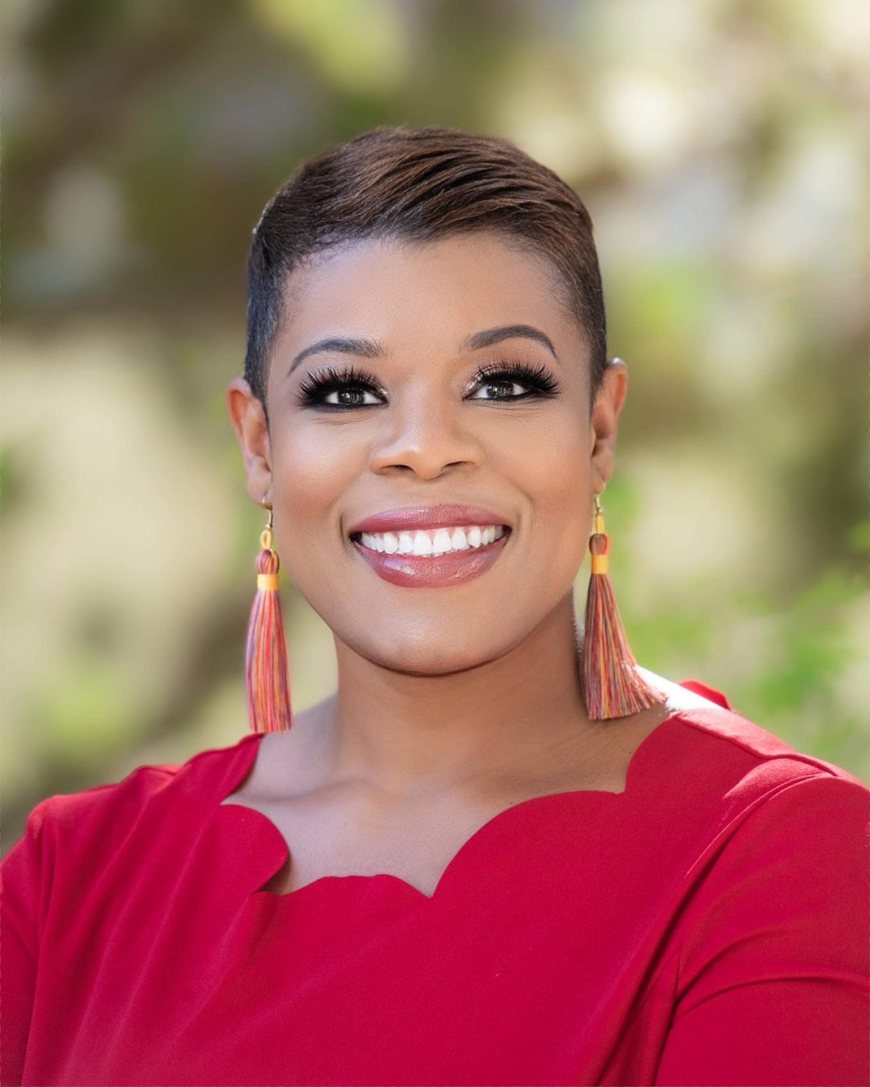 Dr Leonie H Mattison