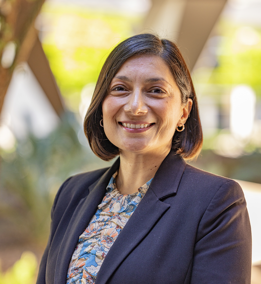 Dr. Sonia De La Torre