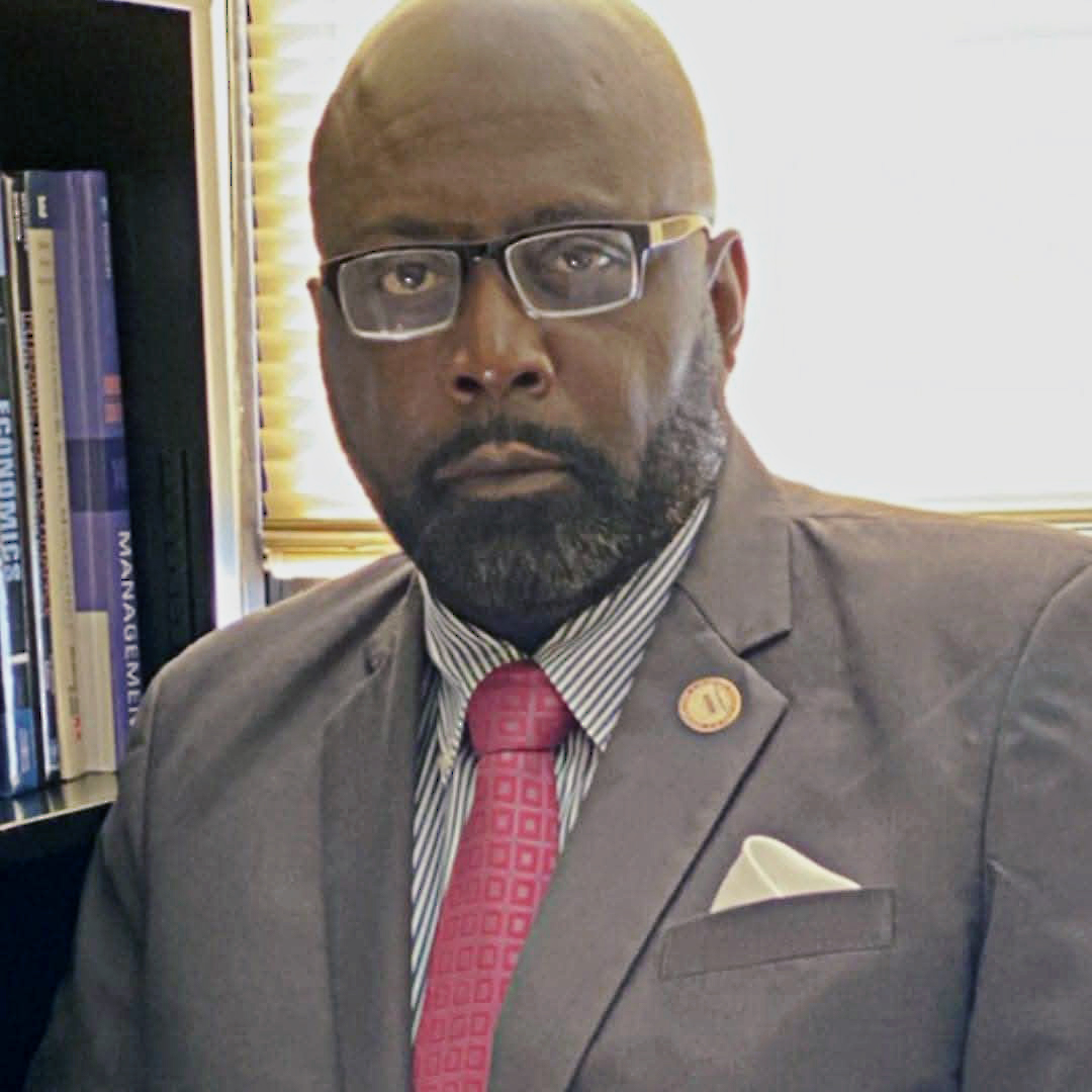 Dr. Kevin Richardson